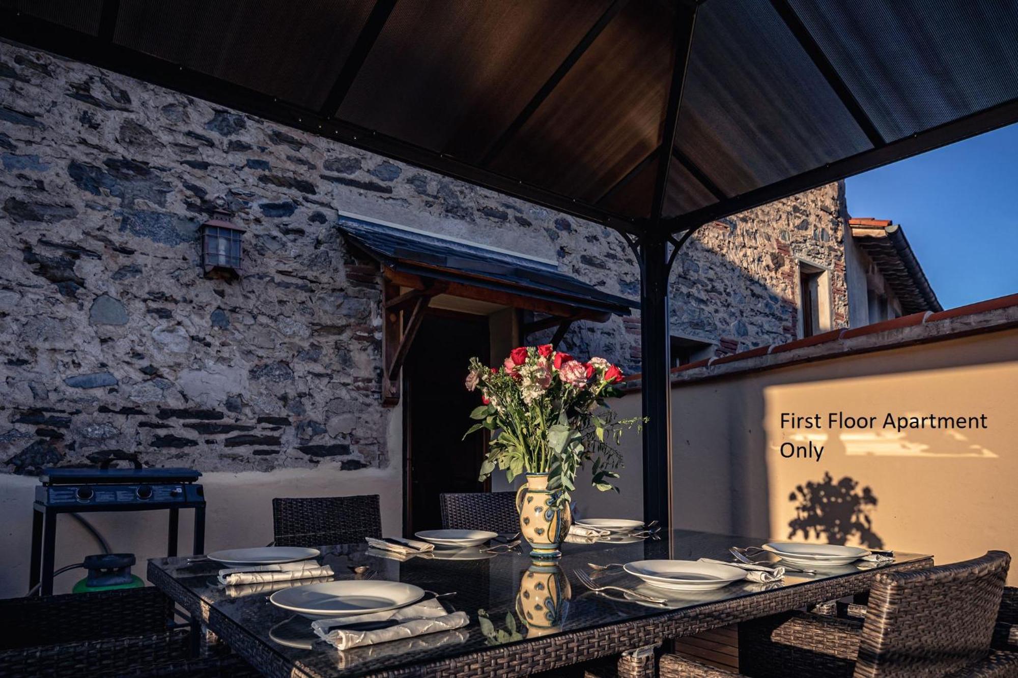 Sundrenched Relais De Poste In Serdinya ภายนอก รูปภาพ