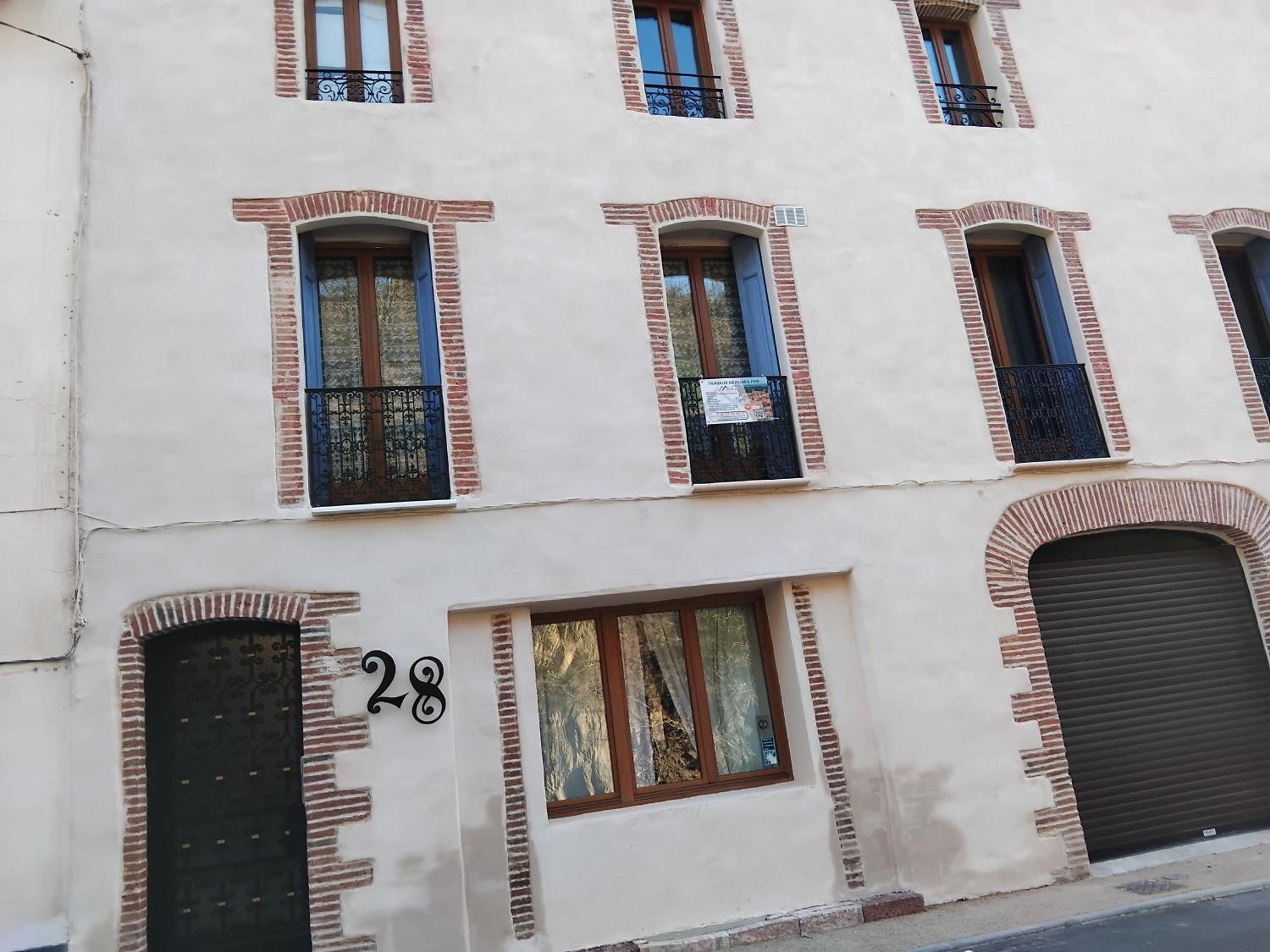 Sundrenched Relais De Poste In Serdinya ภายนอก รูปภาพ